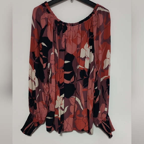 [5x$20] Oversized Floral Top - Size 2X - Picture 3 of 8